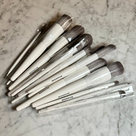 Morphe Brush Kit | 18 Brushes | NEW PRODUCT - Picture 1 of 16